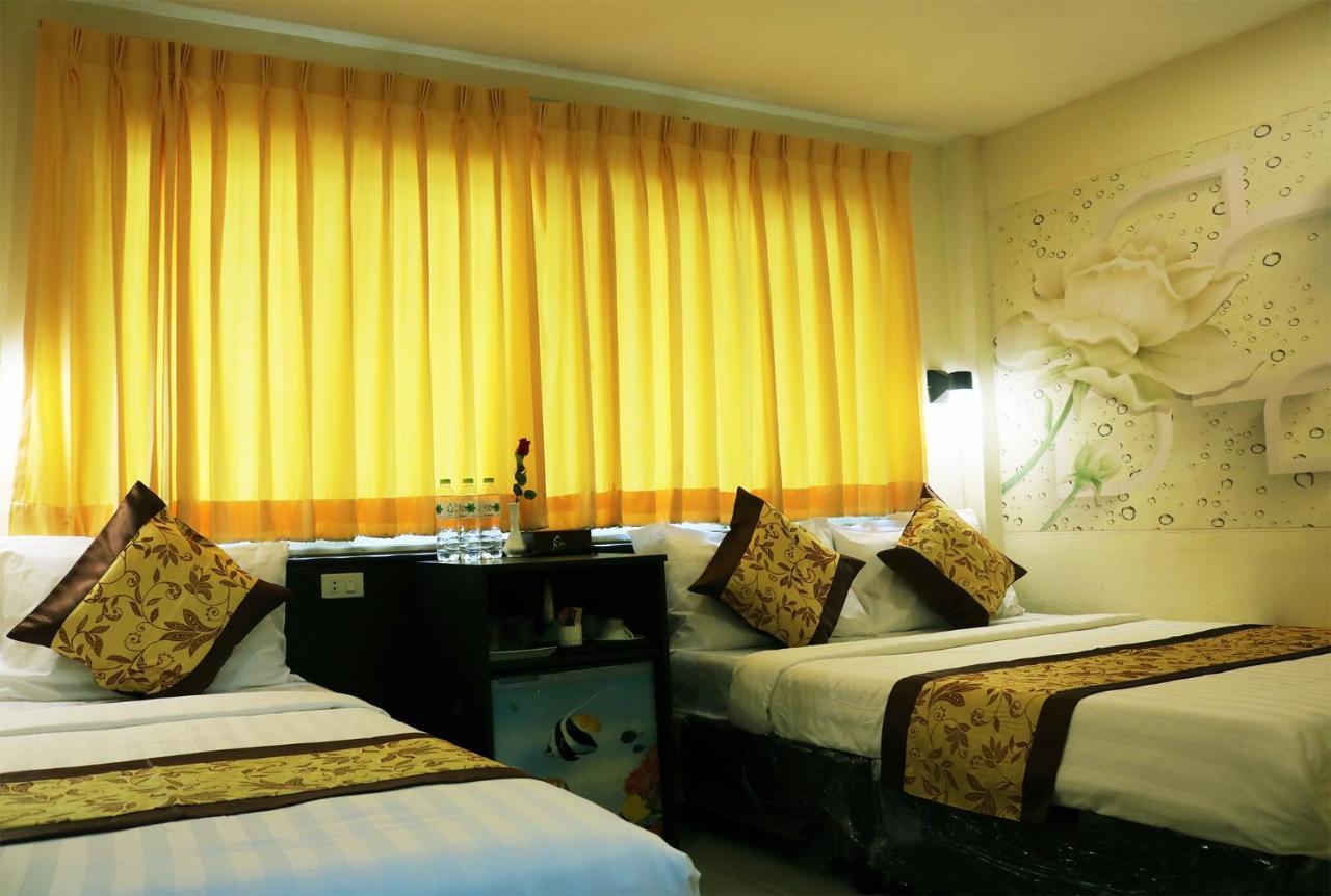 City House Bangkok Extérieur photo